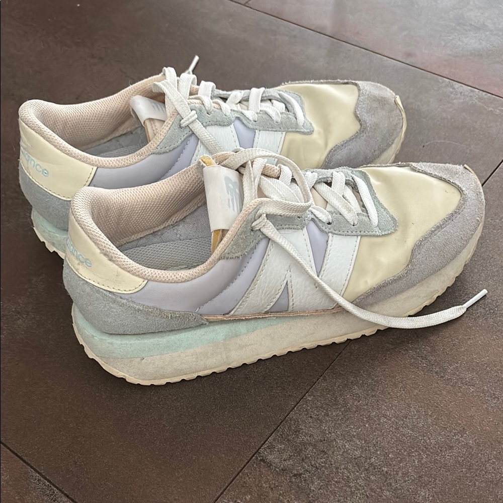 New Balance 237 pastel